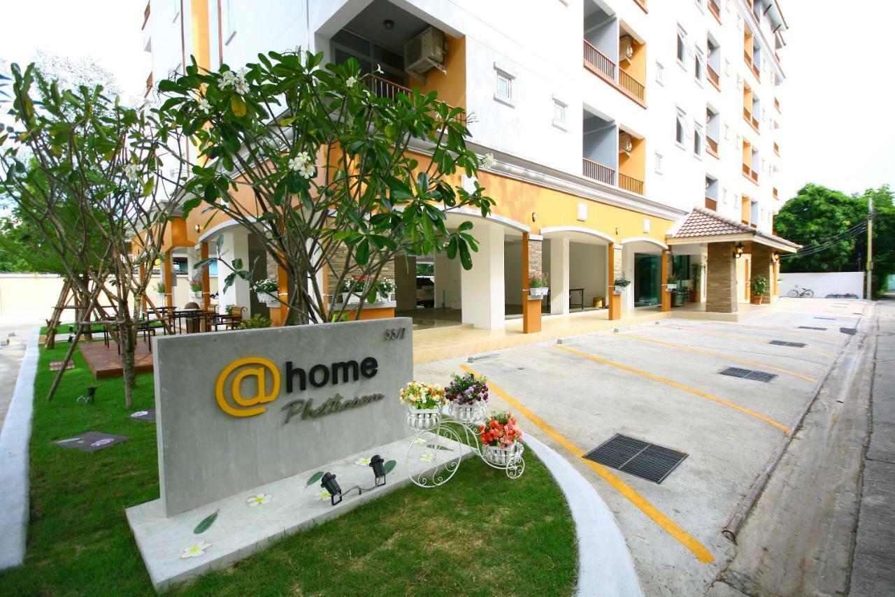 At Home Phetkasem Bangkok Exterior foto
